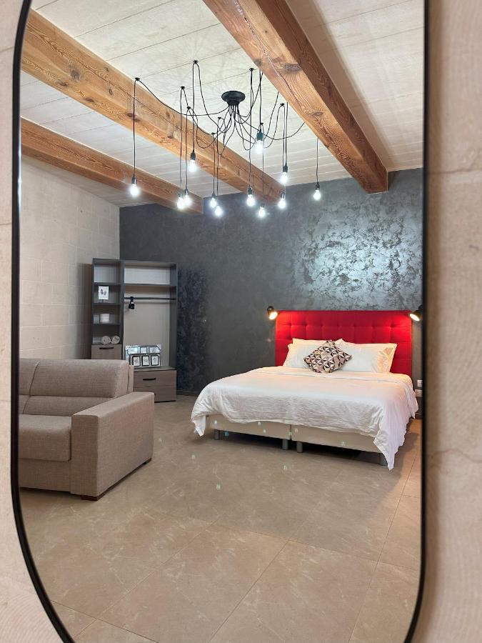 Sea Holly Gozo Bed & Breakfast Надур Екстериор снимка