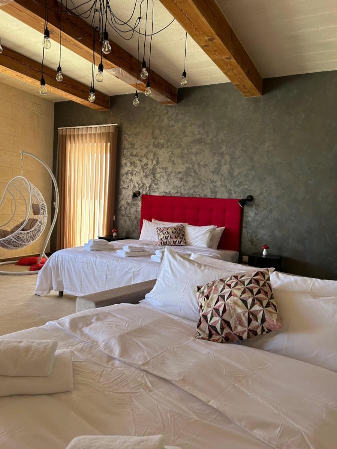 Sea Holly Gozo Bed & Breakfast Надур Екстериор снимка
