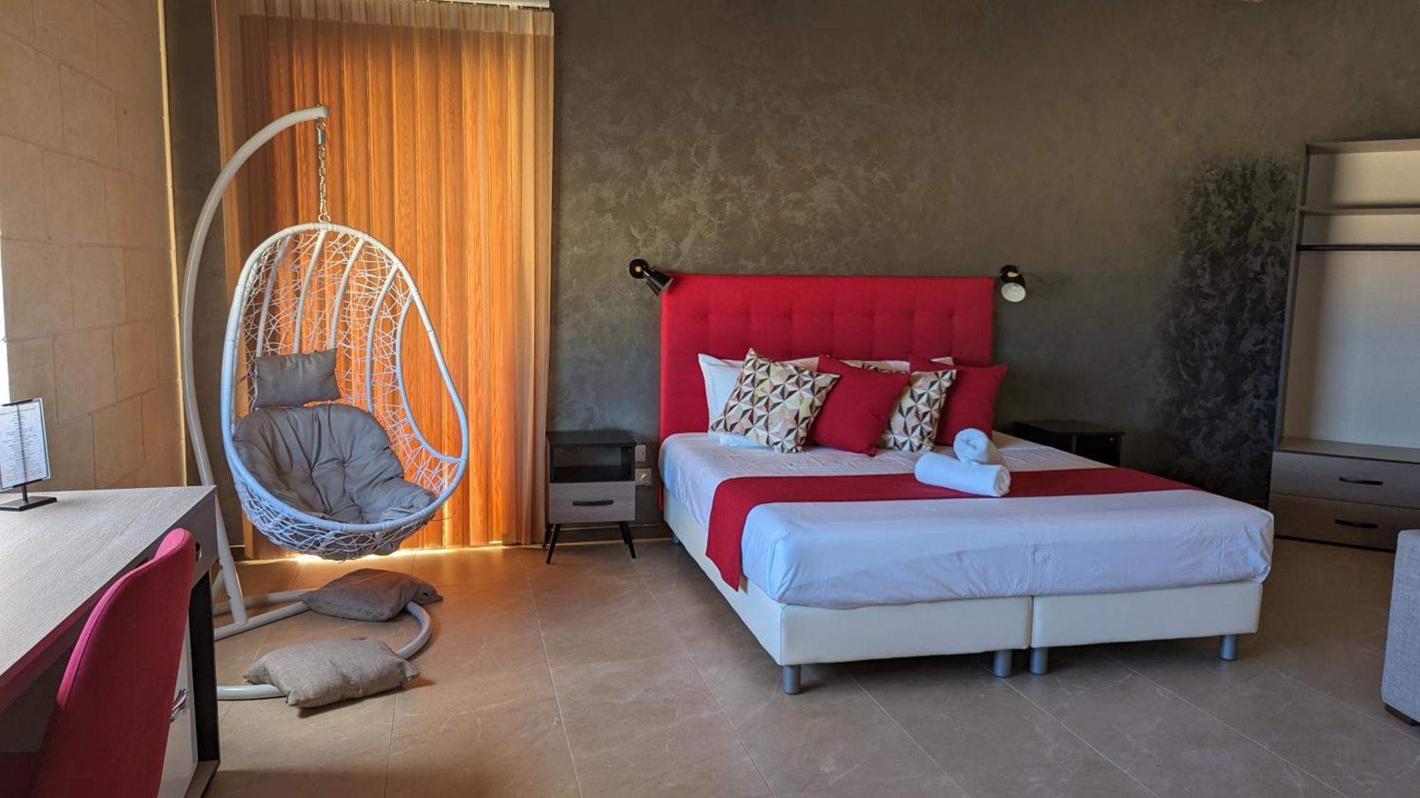 Sea Holly Gozo Bed & Breakfast Надур Екстериор снимка